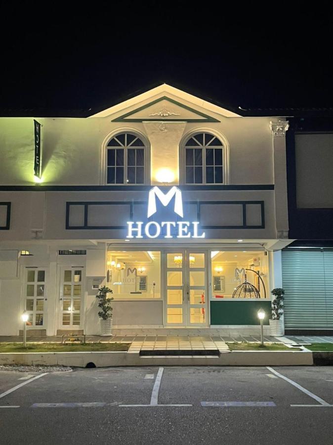 M Hotel Johor Bahru Zewnętrze zdjęcie