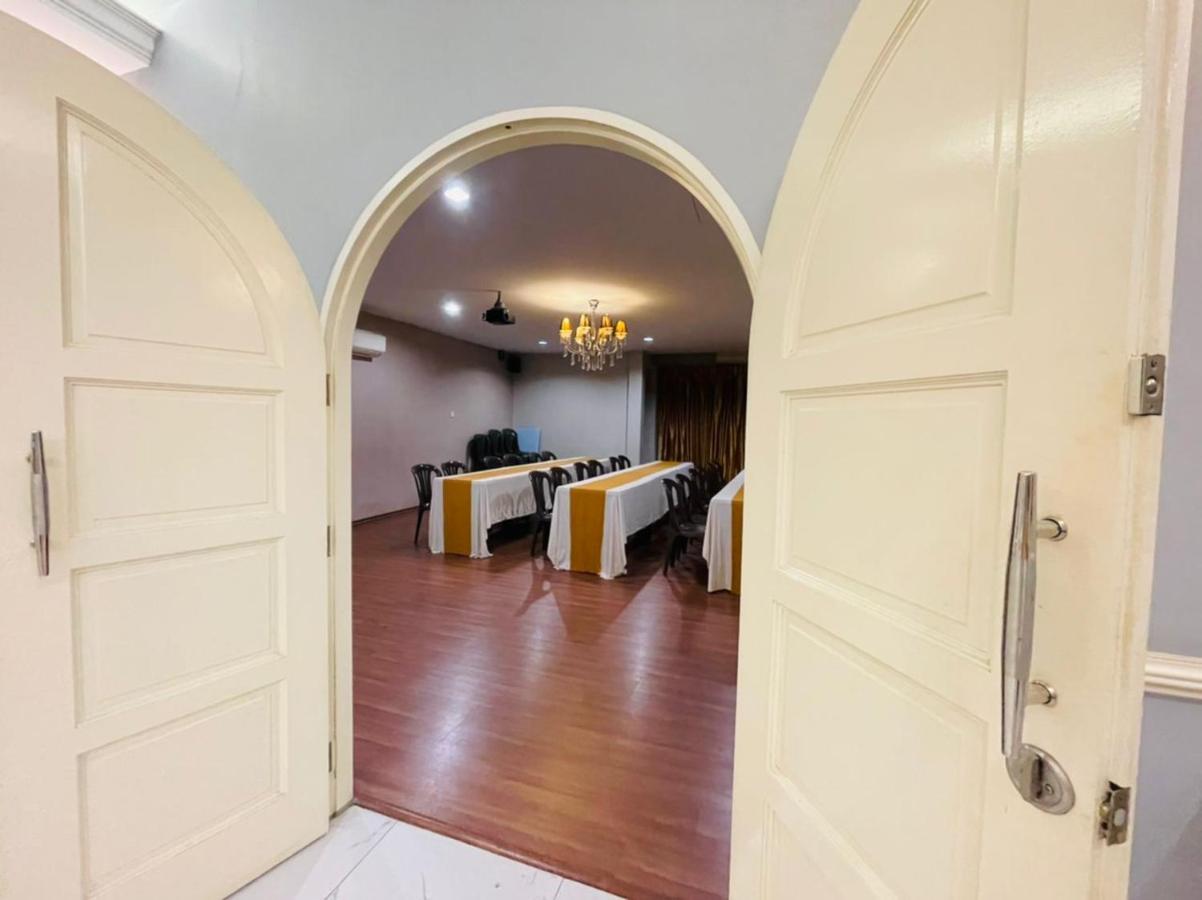 M Hotel Johor Bahru Zewnętrze zdjęcie
